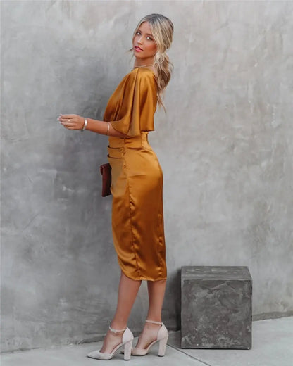 Midi kjole asymmetrisk draperet silkekjole