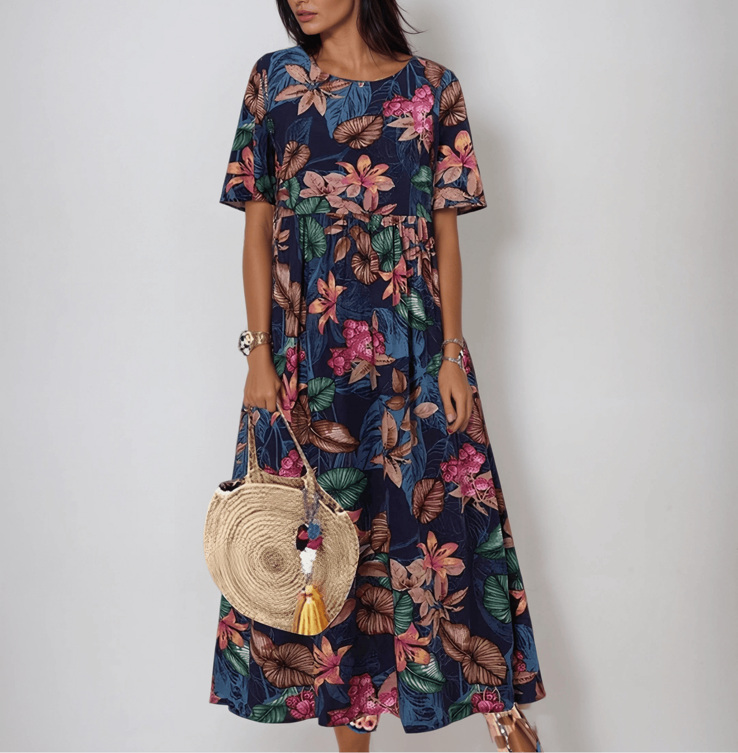 Sommerkjole blomstret elegant strandkjole